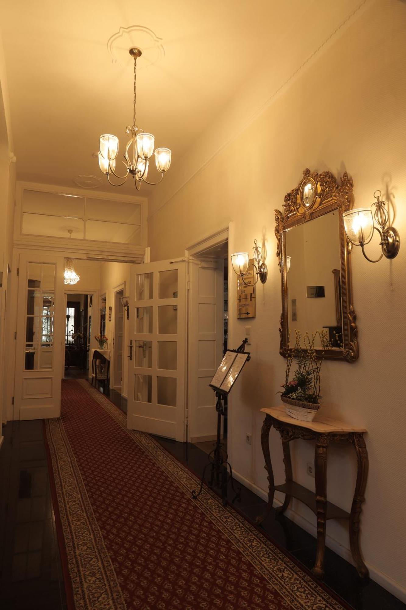 Hotel Weisses Haus Bad Kissingen Exterior foto