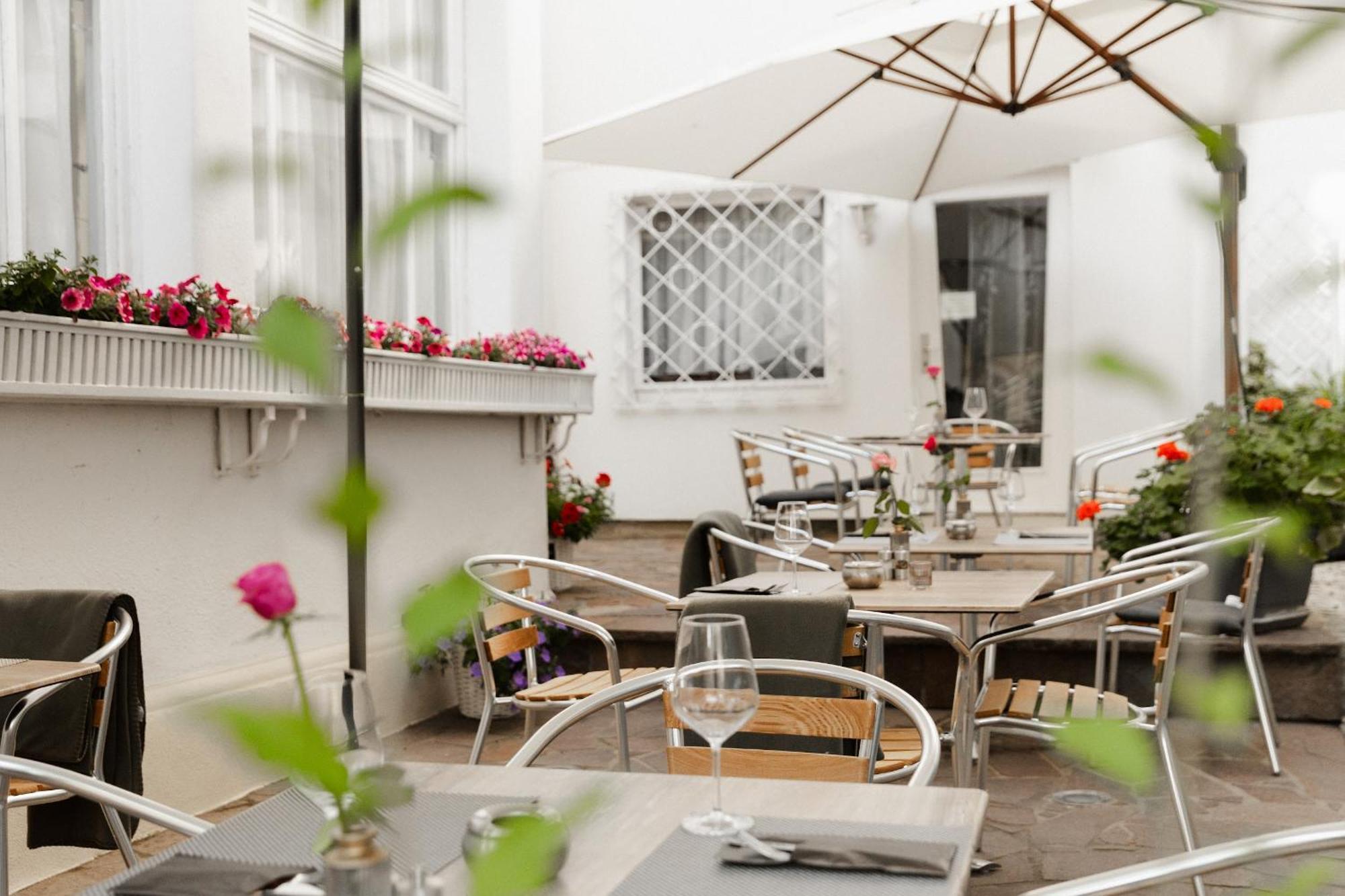 Hotel Weisses Haus Bad Kissingen Exterior foto